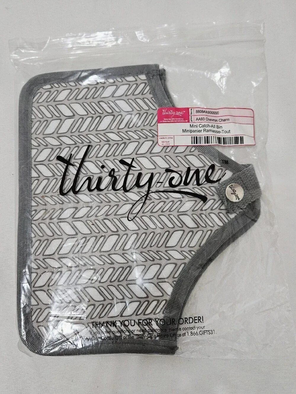 Thirty-One Mini Catch-All Bin Tote Caddy Gray White Chevron Charm Pattern NEW